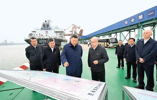 习近平：中国式现代化是中国共产党领导的社会主义现代化